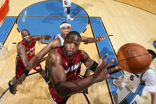 仅对日本政 仅对日本政