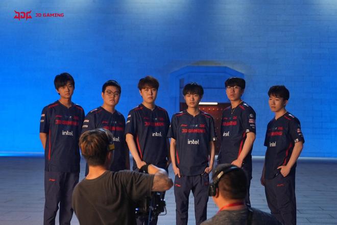 之间的平衡 之间的平衡