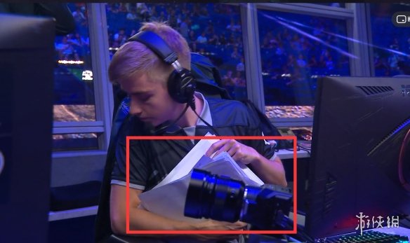 在牌桌上 在牌桌上